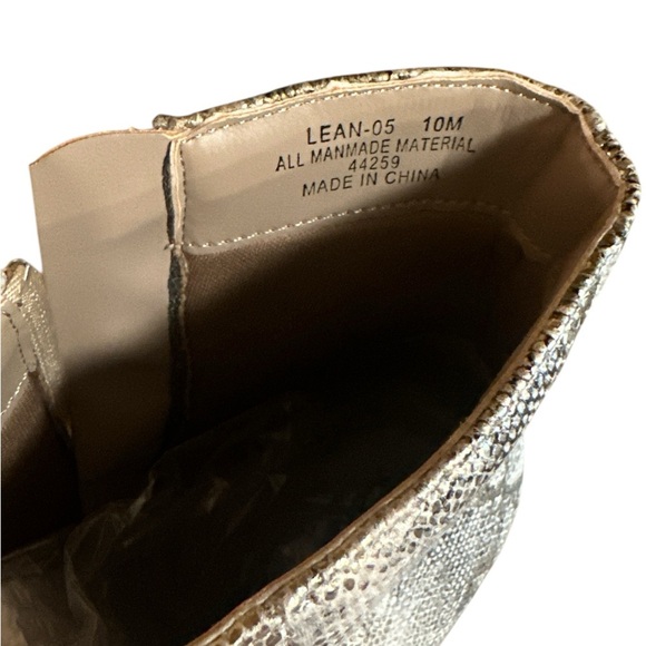 Anne Michelle Lena Bootie Size 10 Bronze Snake Side Zipper Kitten Heel - Picture 10 of 13